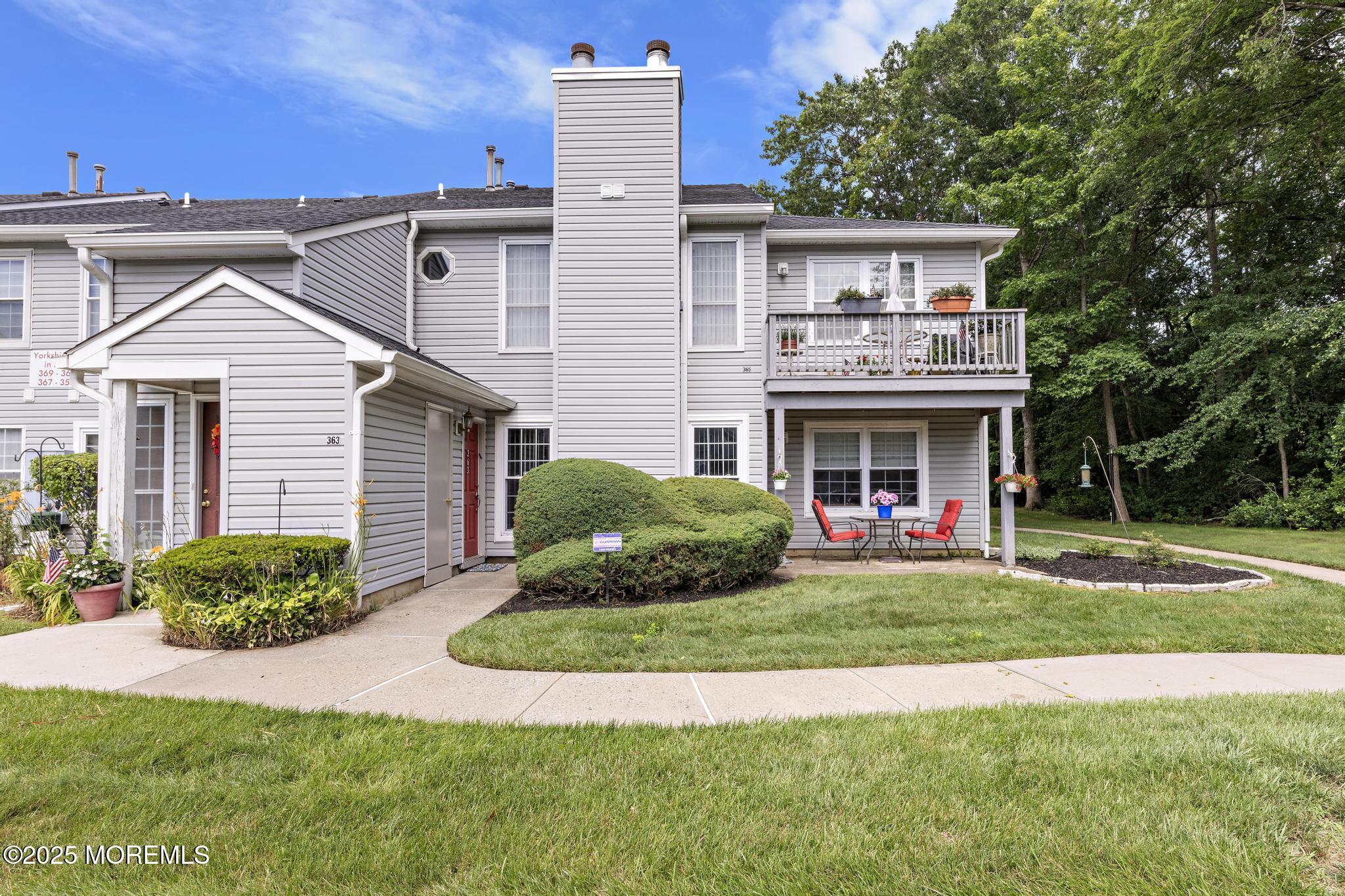 363 Yorkshire Place  Morganville NJ 07751 photo
