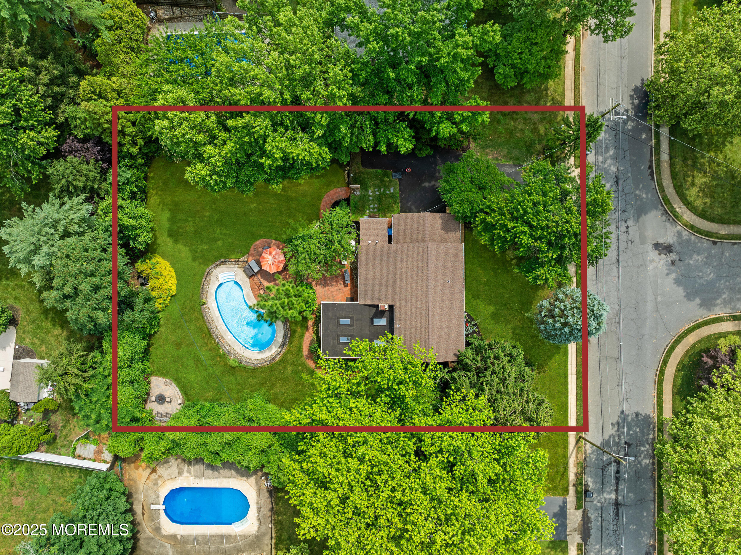 Property Photo:  7 Turnberry Drive  NJ 07738 