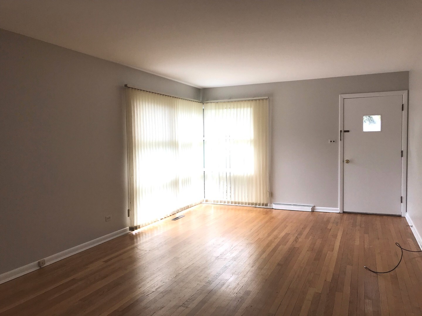 Property Photo: 1948 Lincoln Avenue IL 60062