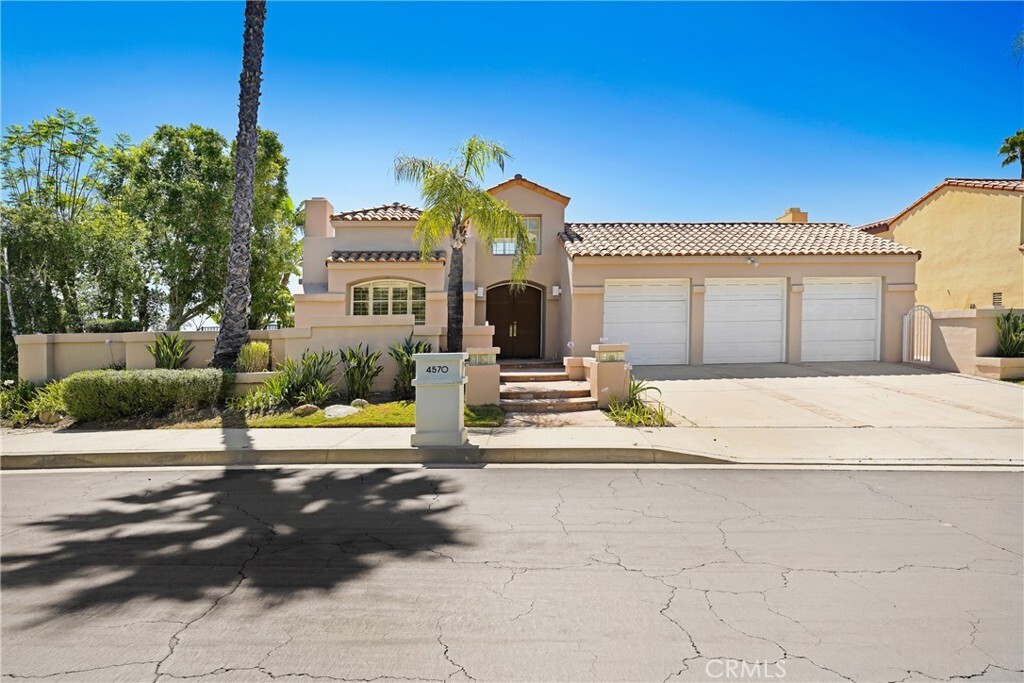 Property Photo: 4570 Park Marbella CA 91302