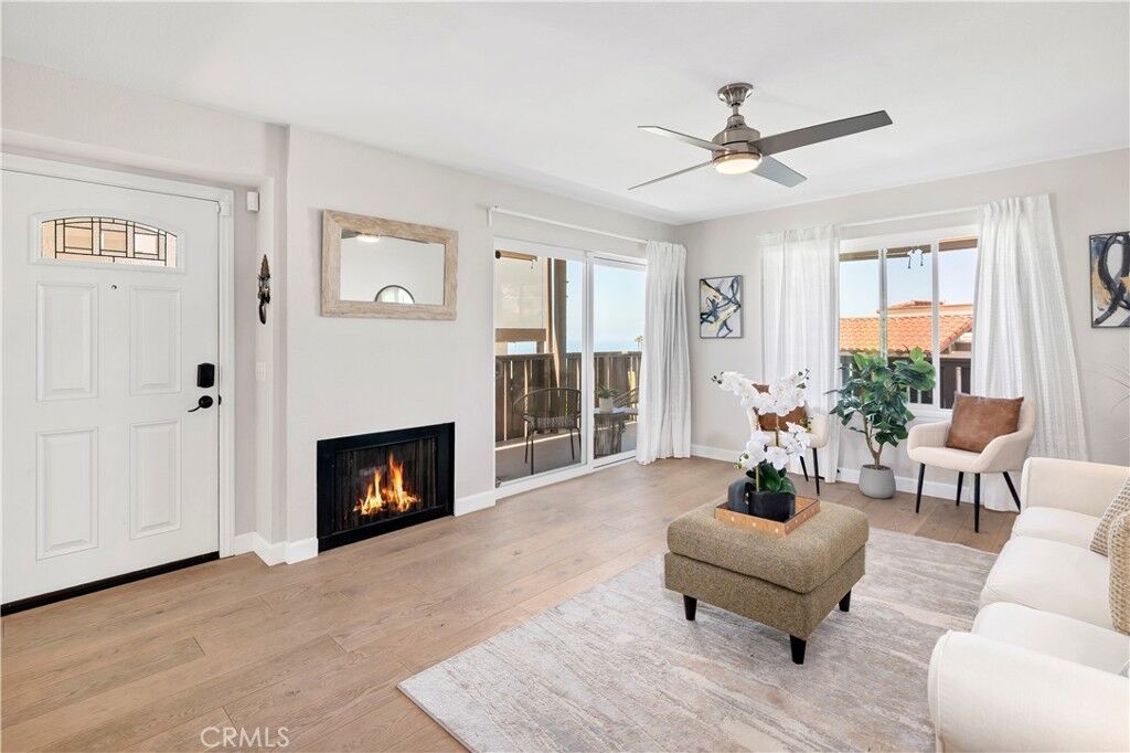 Property Photo:  881 Calle Pluma  CA 92673 