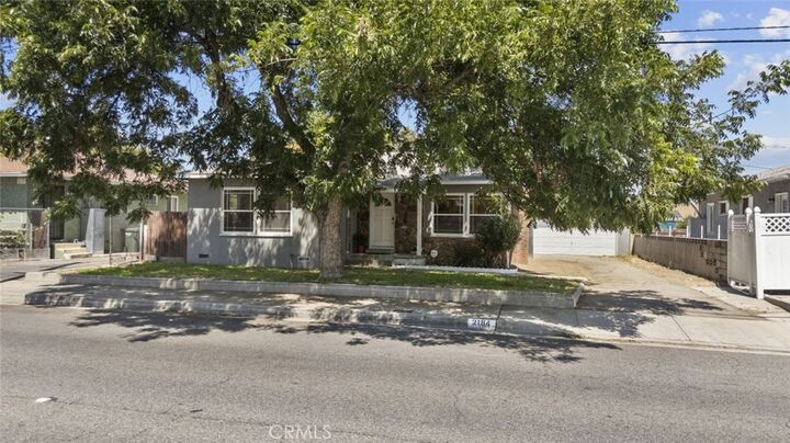 Property Photo: 2184 S Towne Avenue CA 91766