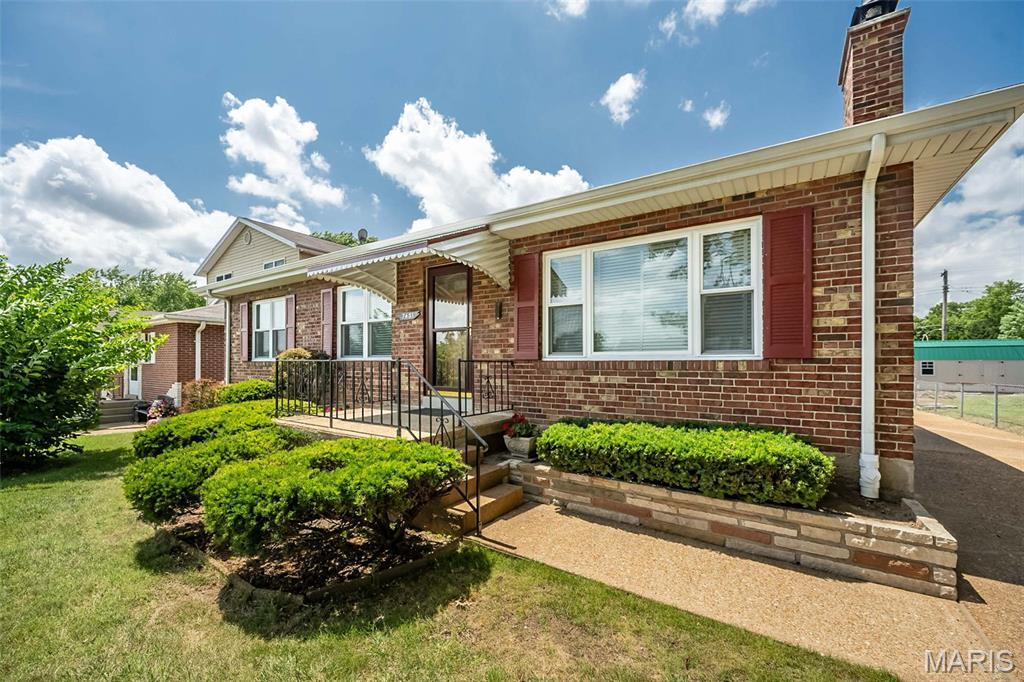 Property Photo: 7401 Sharp Avenue MO 63116