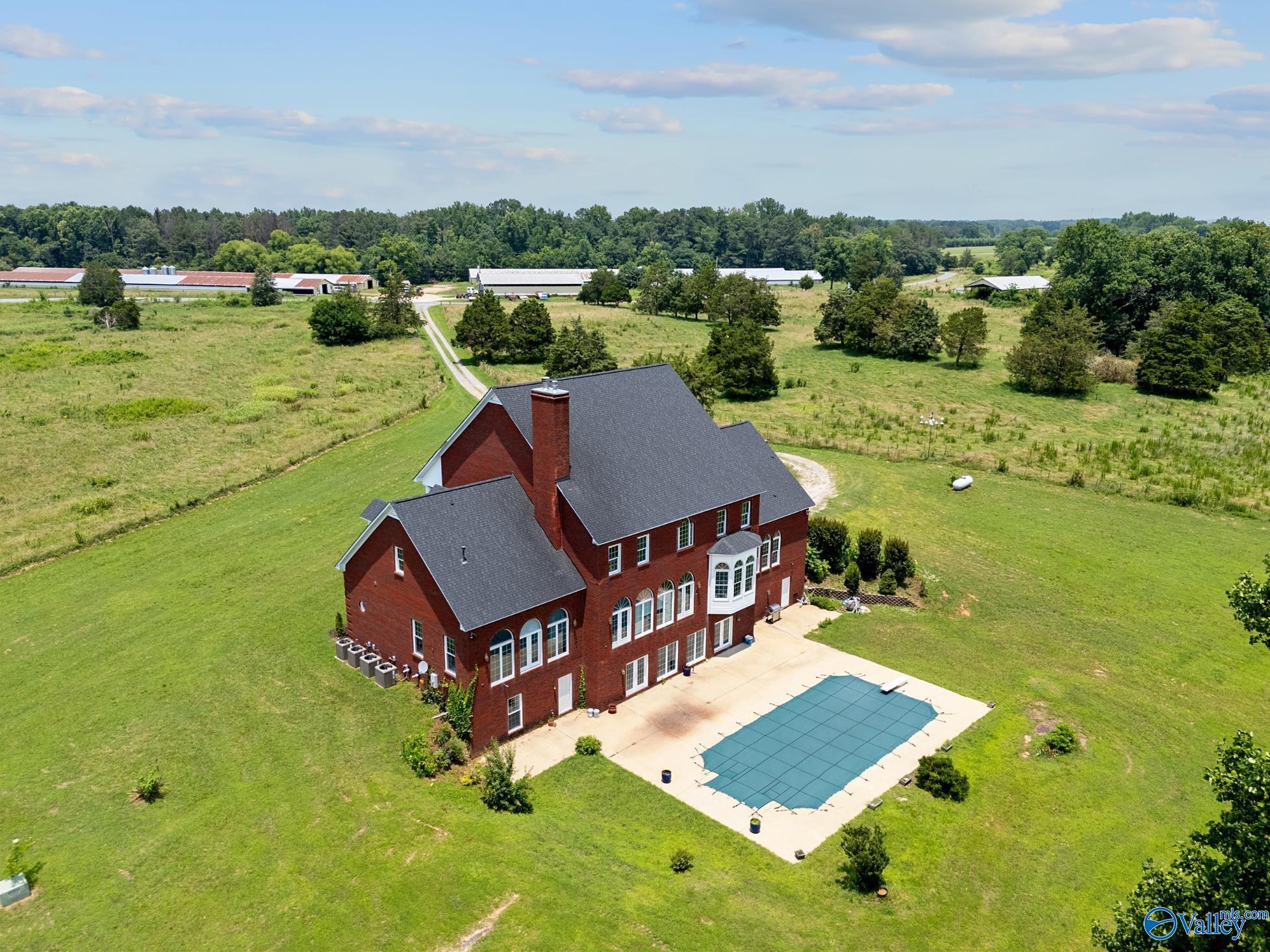 Property Photo:  397 County Road 308  AL 35968 