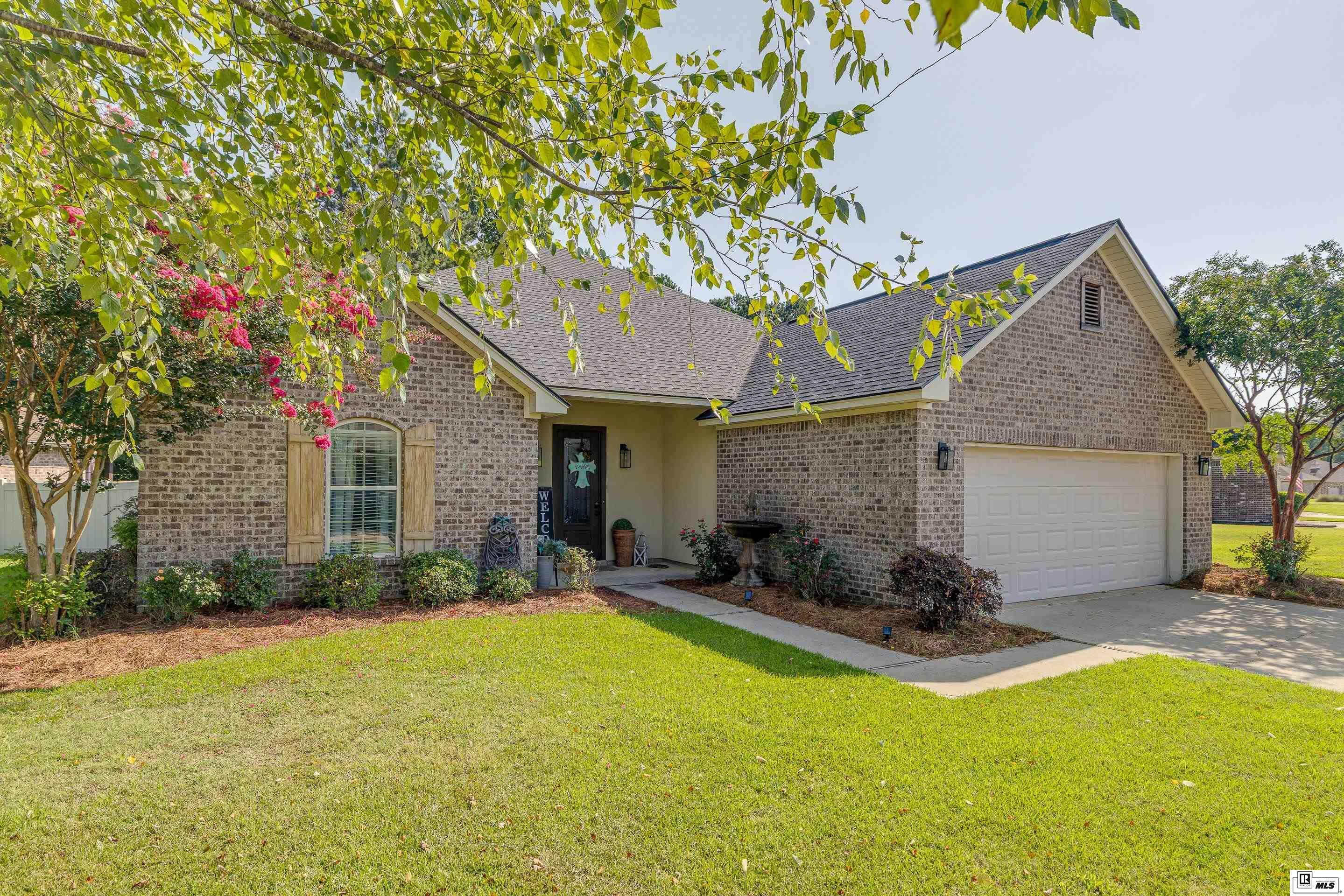 Property Photo: 105 Old Creek Road LA 71291