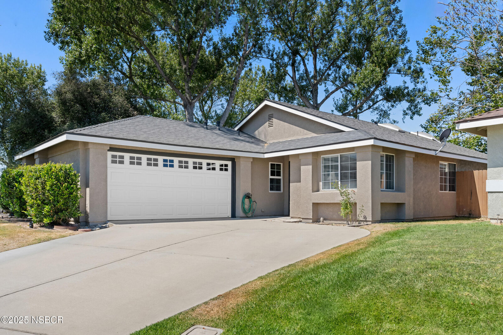 Property Photo: 4141 Morning Ridge Road CA 93455