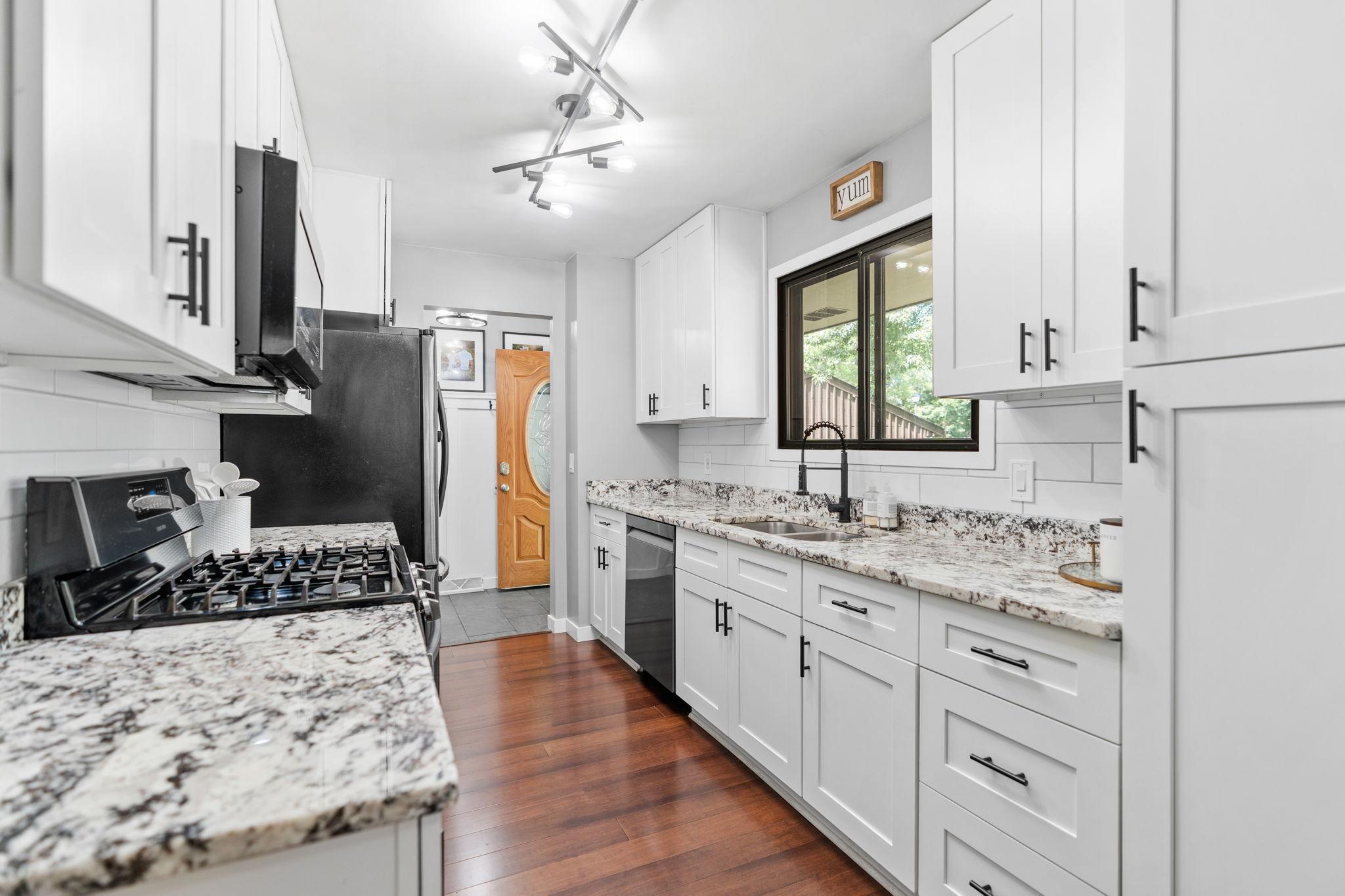 Property Photo:  11757 Red Fox Drive  MN 55369 