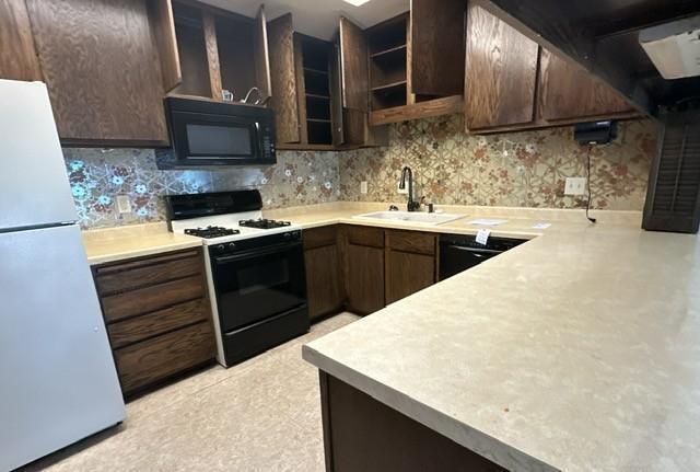 Property Photo:  5724 Tucker Lane  MN 55436 
