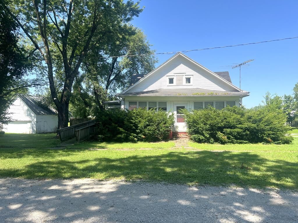 Property Photo: 110 Van Buren Street MO 64630