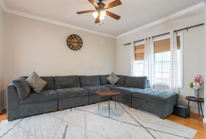 Property Photo: 7 Oakes Cir 7 MA 01527