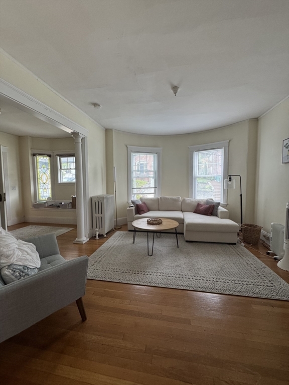 Property Photo:  98 Westbourne Ter 1  MA 02446 
