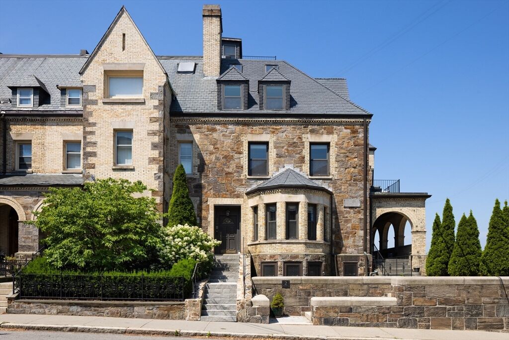 Property Photo: 364-366 Tappan Street 3 MA 02445