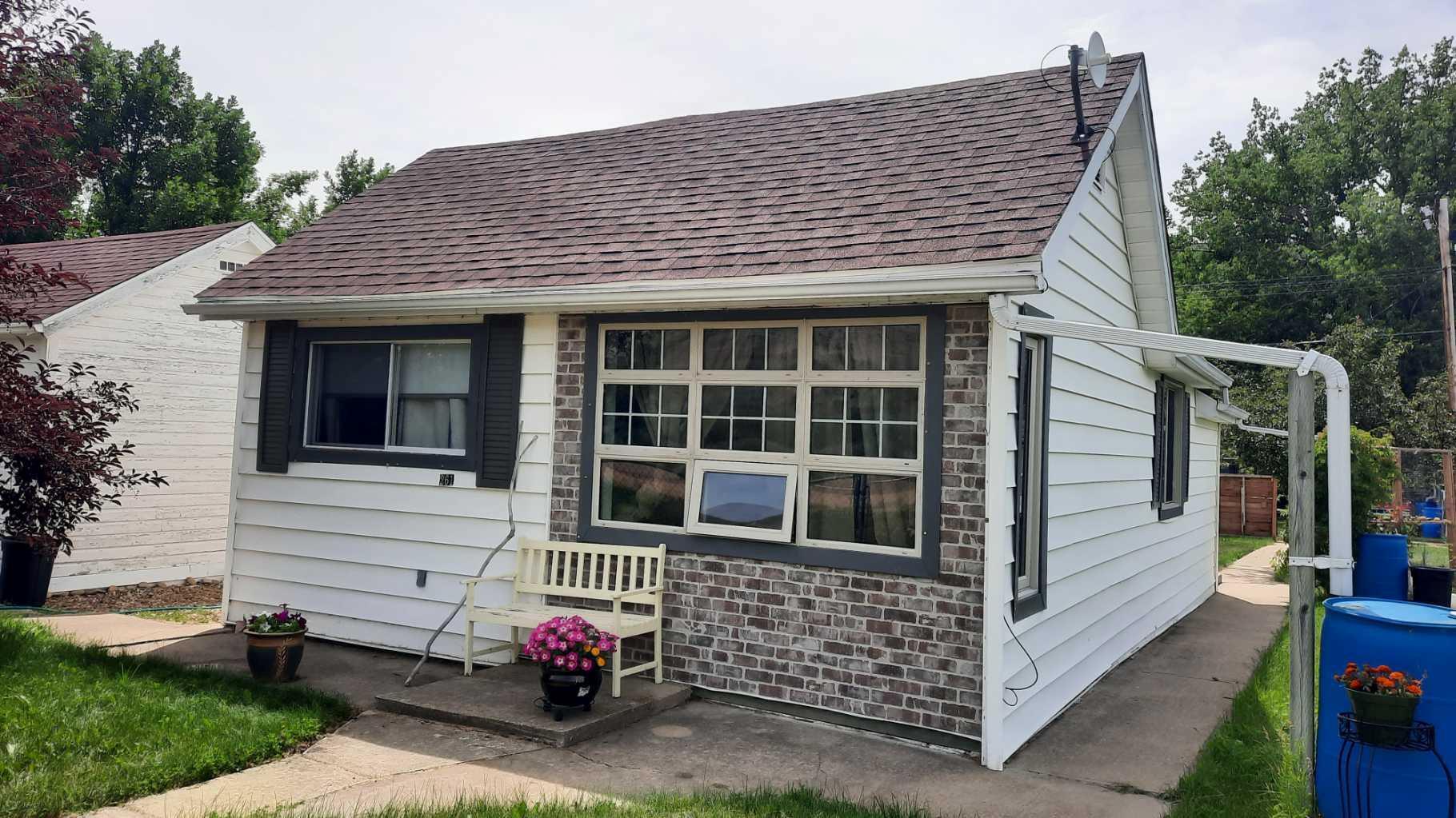Property Photo: 261 1 Avenue AB T0J 1B0
