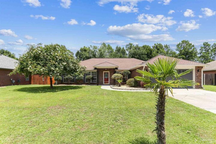 Property Photo: 1062 Joaquin Rd FL 32506