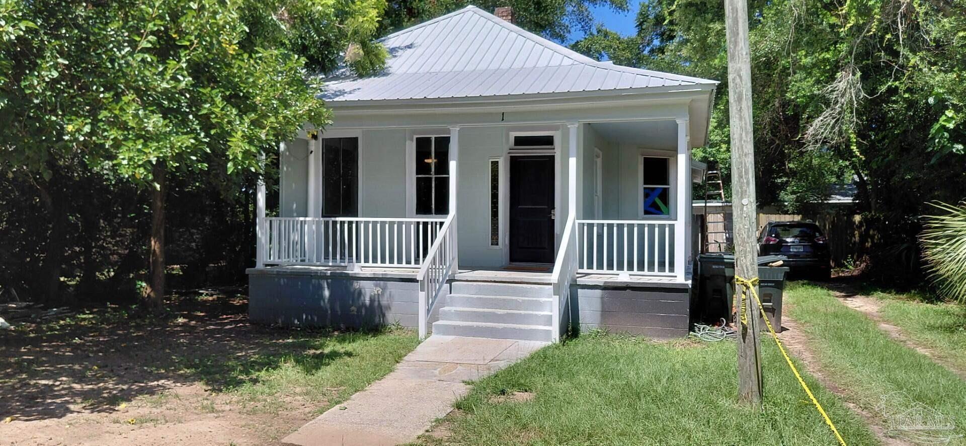 1215 N U St  Pensacola FL 32505 photo