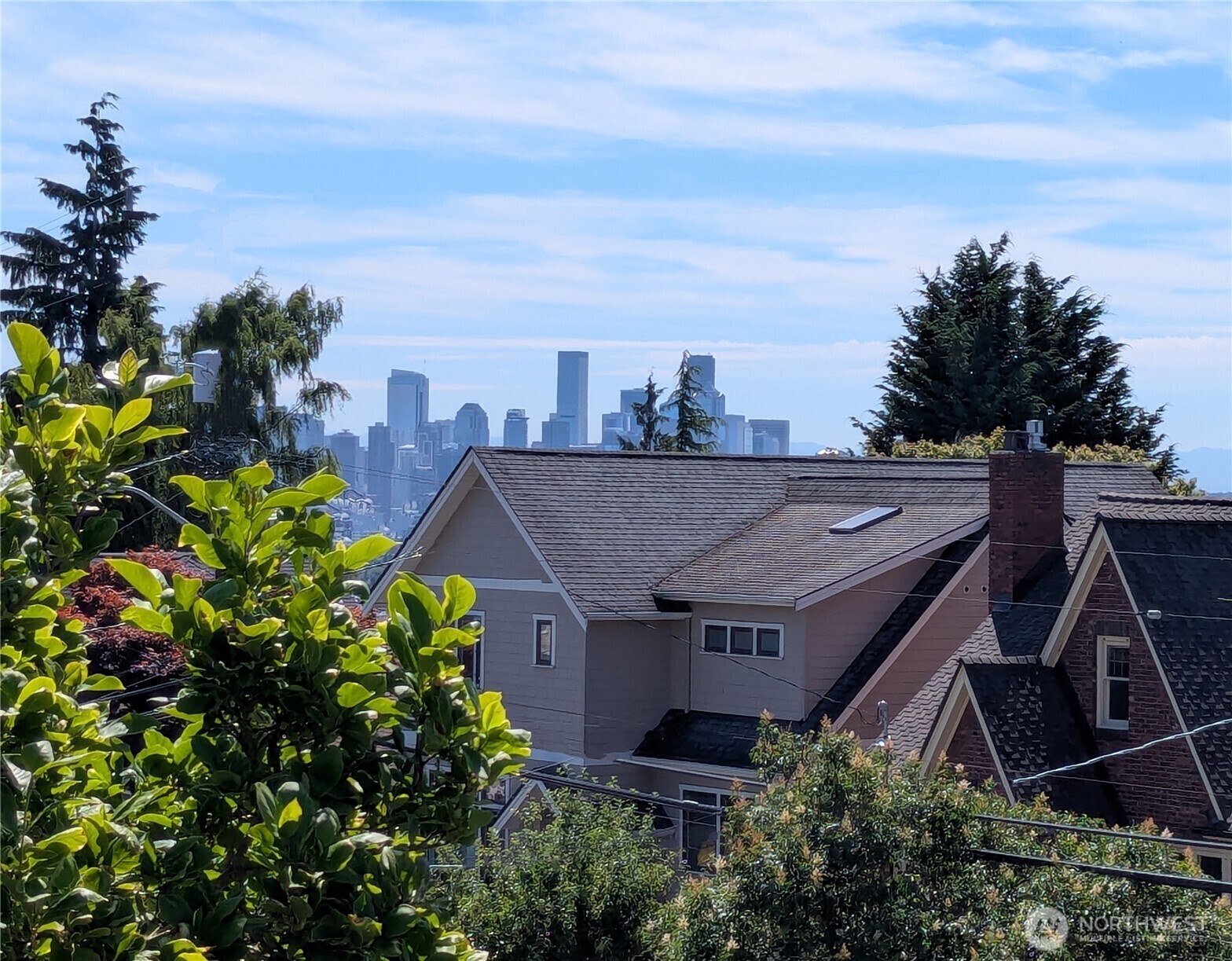 Property Photo: 2650 W Newton Street WA 98199