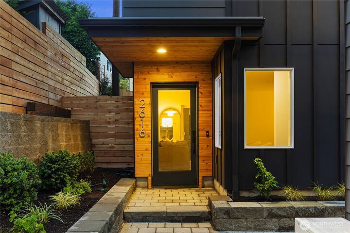 2616 E Roy Street  Seattle WA 98112 photo