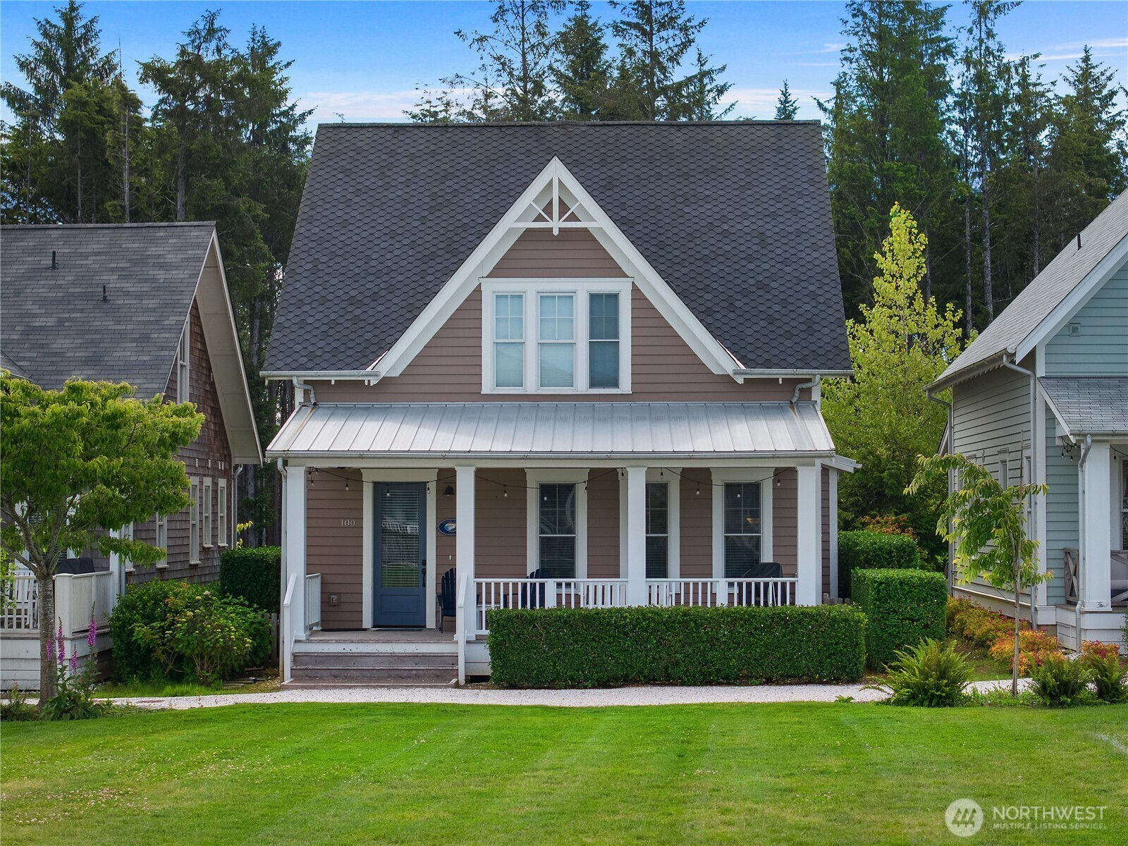 Property Photo:  100  Horseshoe Lane  WA 98571 