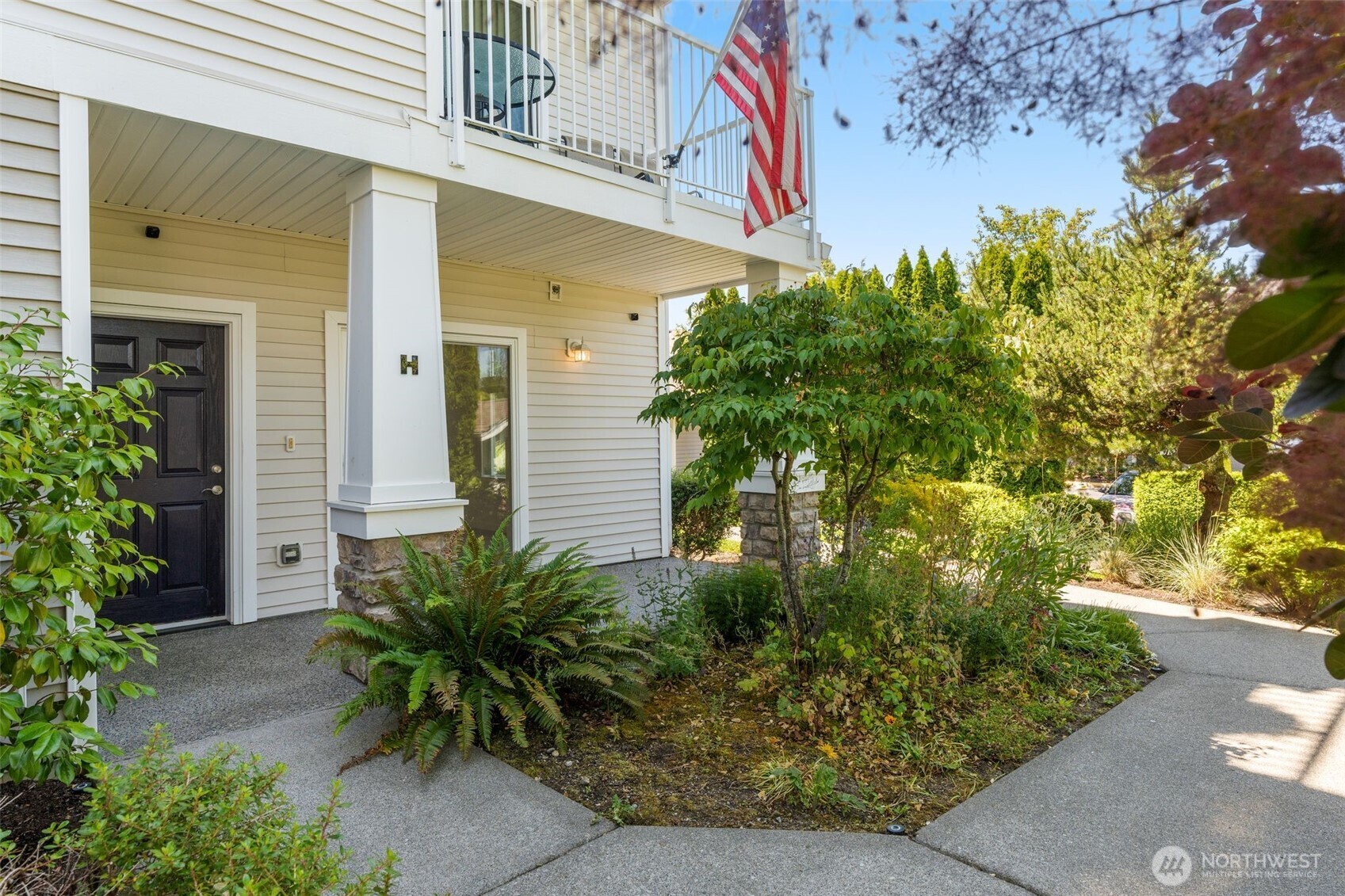Property Photo: 6409 Hazel Lane SE H WA 98092