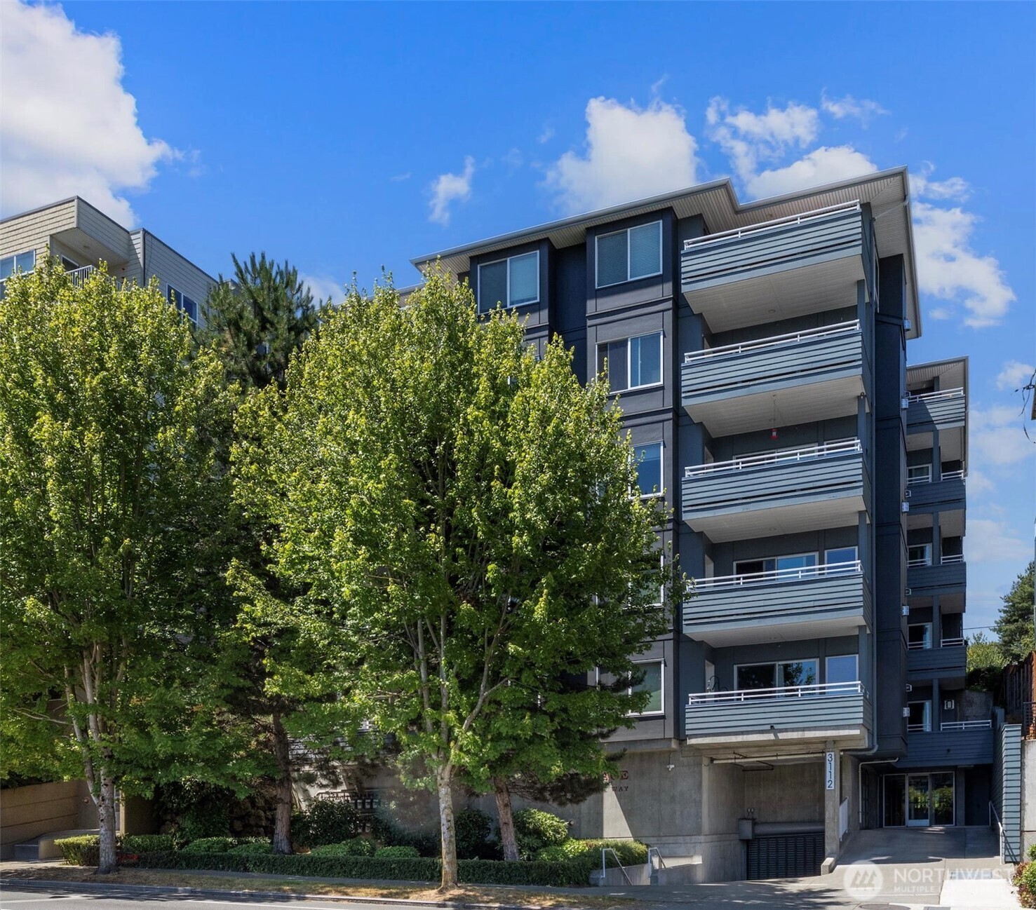 3112 SW Avalon Way 102  Seattle WA 98126 photo