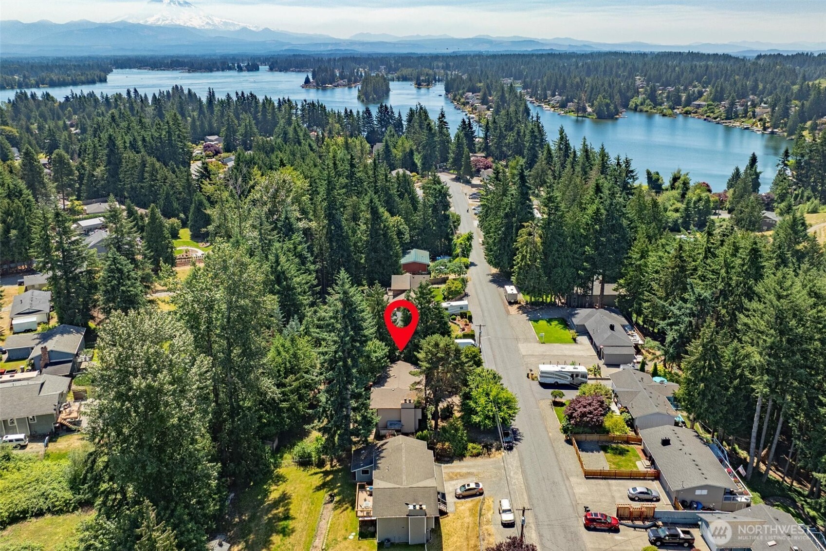 Property Photo:  2417  179th Avenue E  WA 98391 