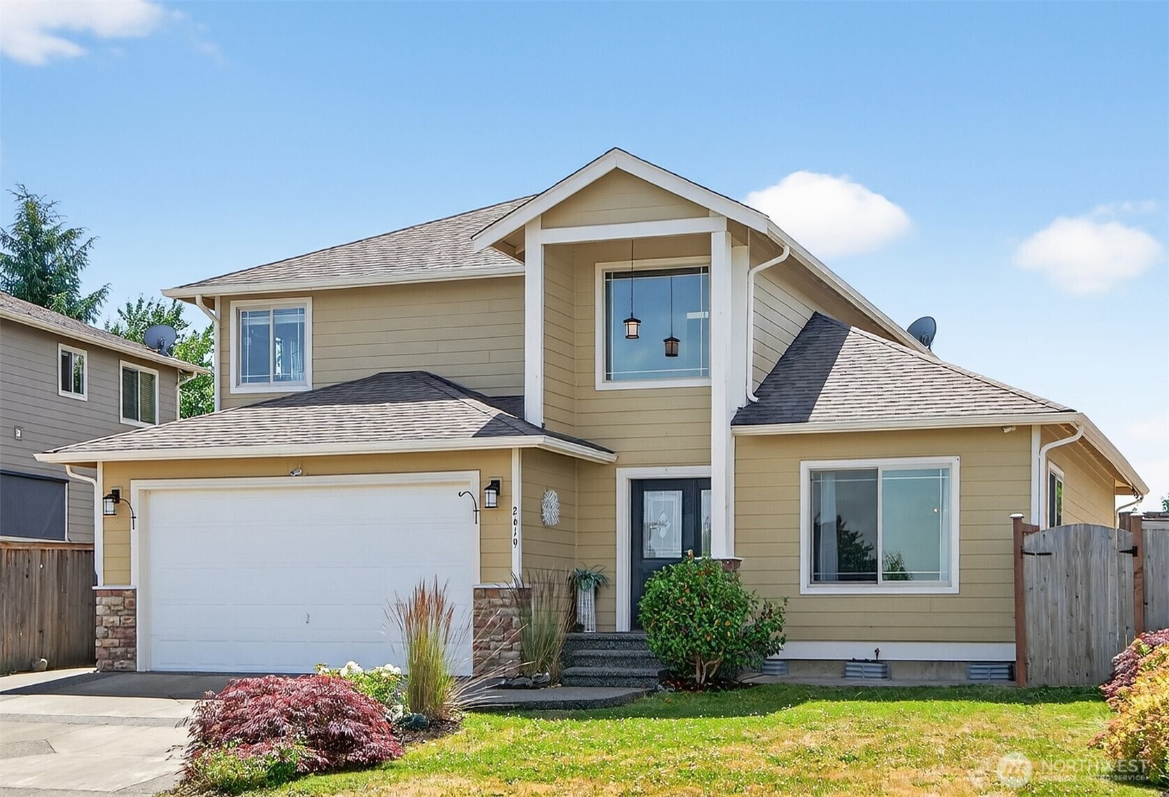 Property Photo: 2619 Pacific Highlands Avenue WA 98248