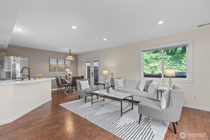 Property Photo: 9613 16th Drive W WA 98204