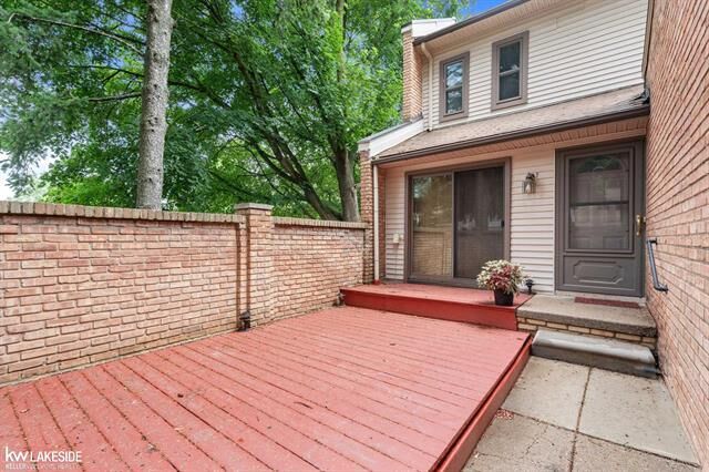 Property Photo: 368 Willow Grove Lane MI 48307