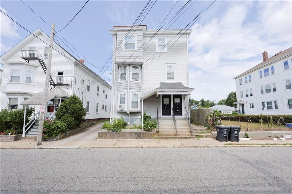10 Walnut Street  East Providence RI 02914 photo