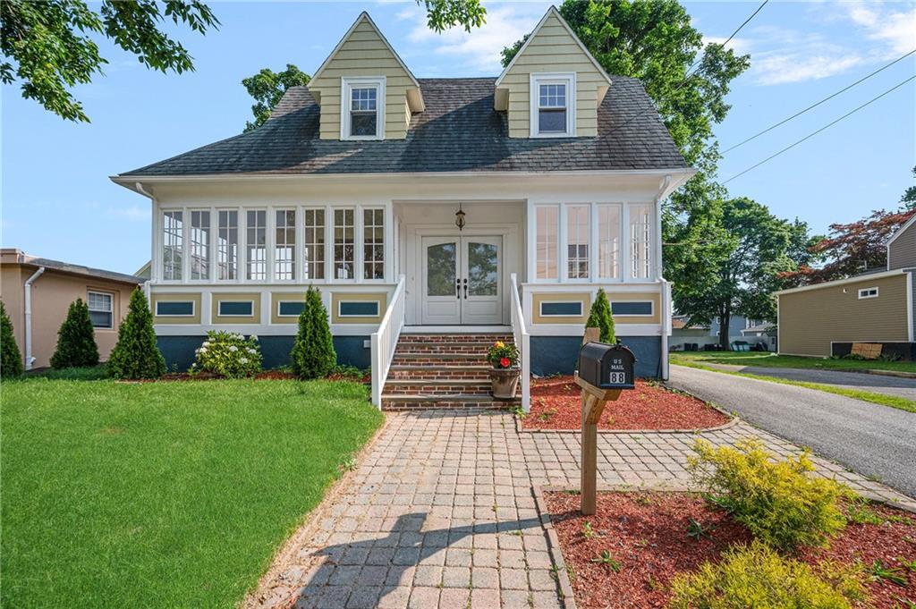 88 Wentworth Avenue  Cranston RI 02905 photo