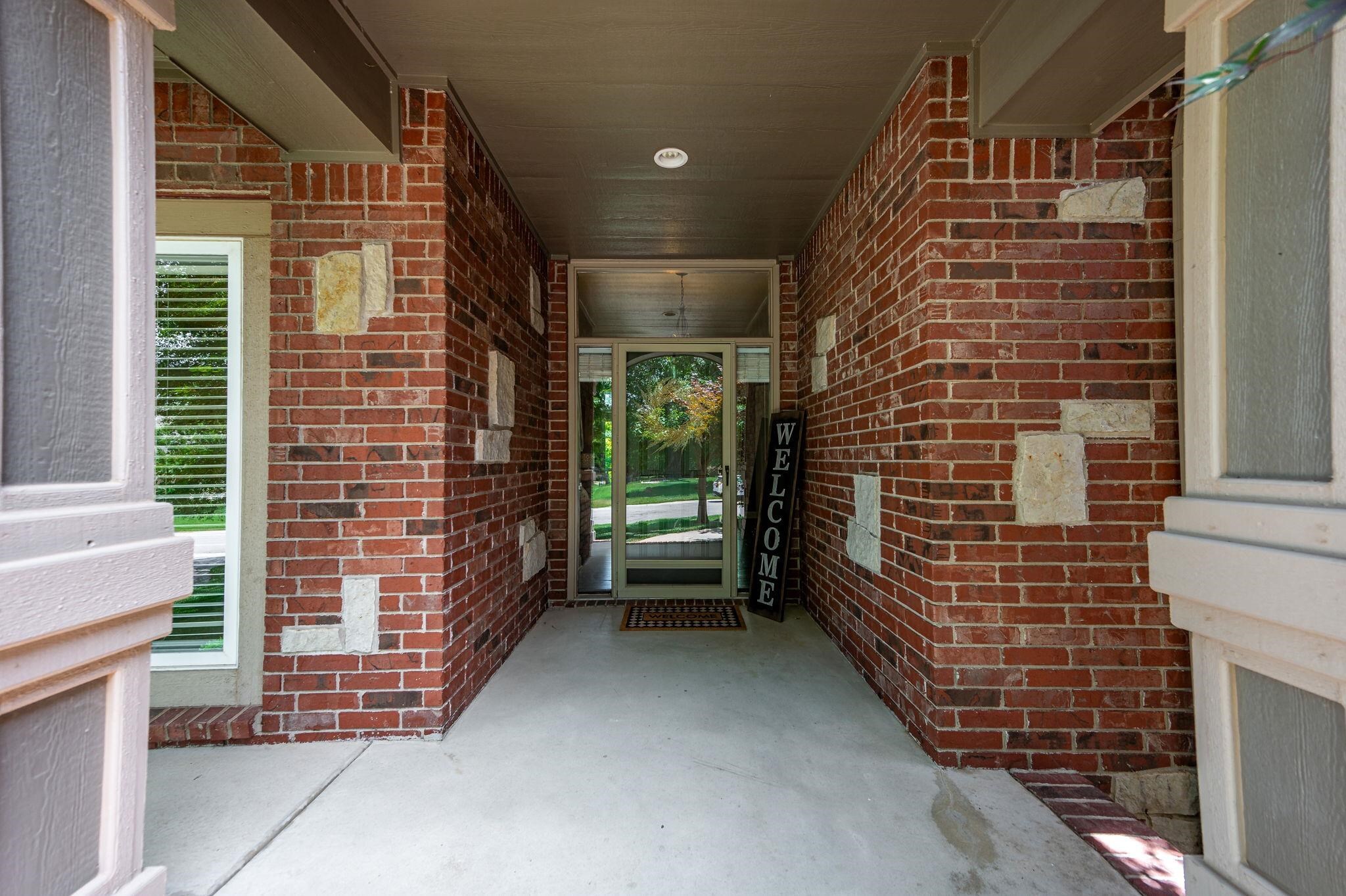 Property Photo:  1718 N Glen Wood St.  KS 67230 
