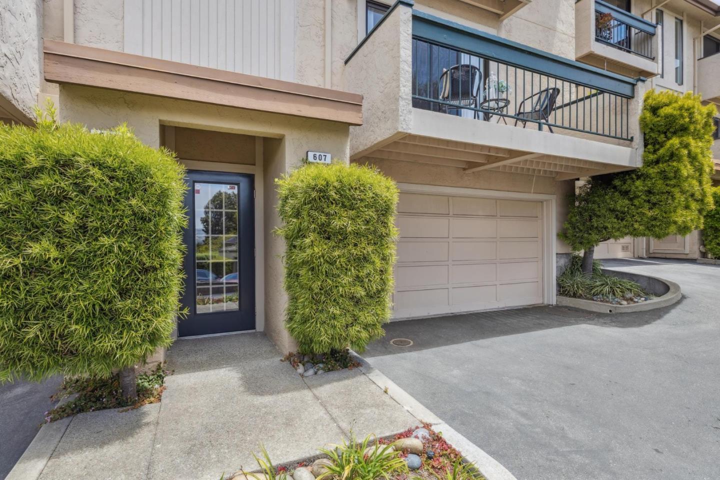 Property Photo: 607 Stonegate CA 94080