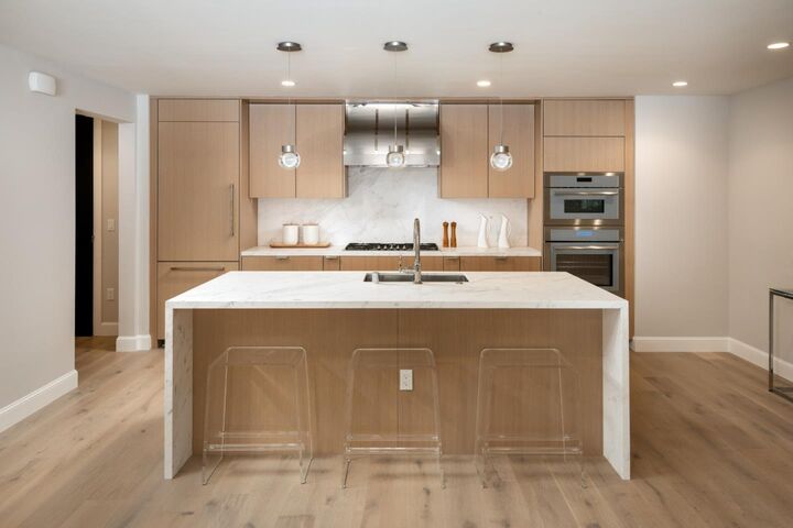 Property Photo:  450 First Street 107  CA 94022 