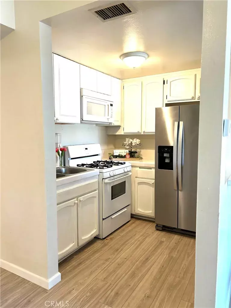 Property Photo:  38710 10th Street East 12  CA 93550 