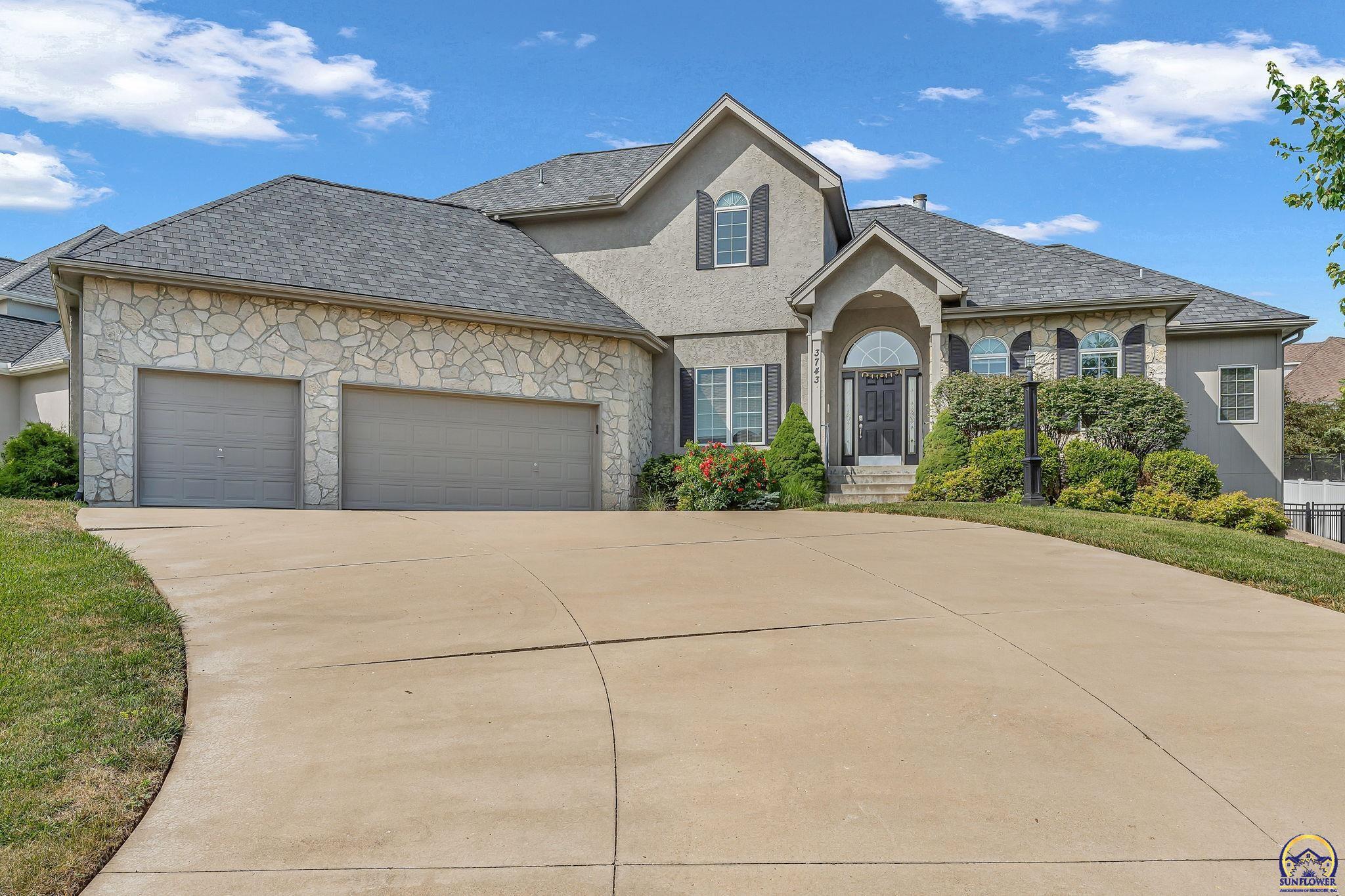 Property Photo: 3743 SW Clarion Park Dr KS 66610