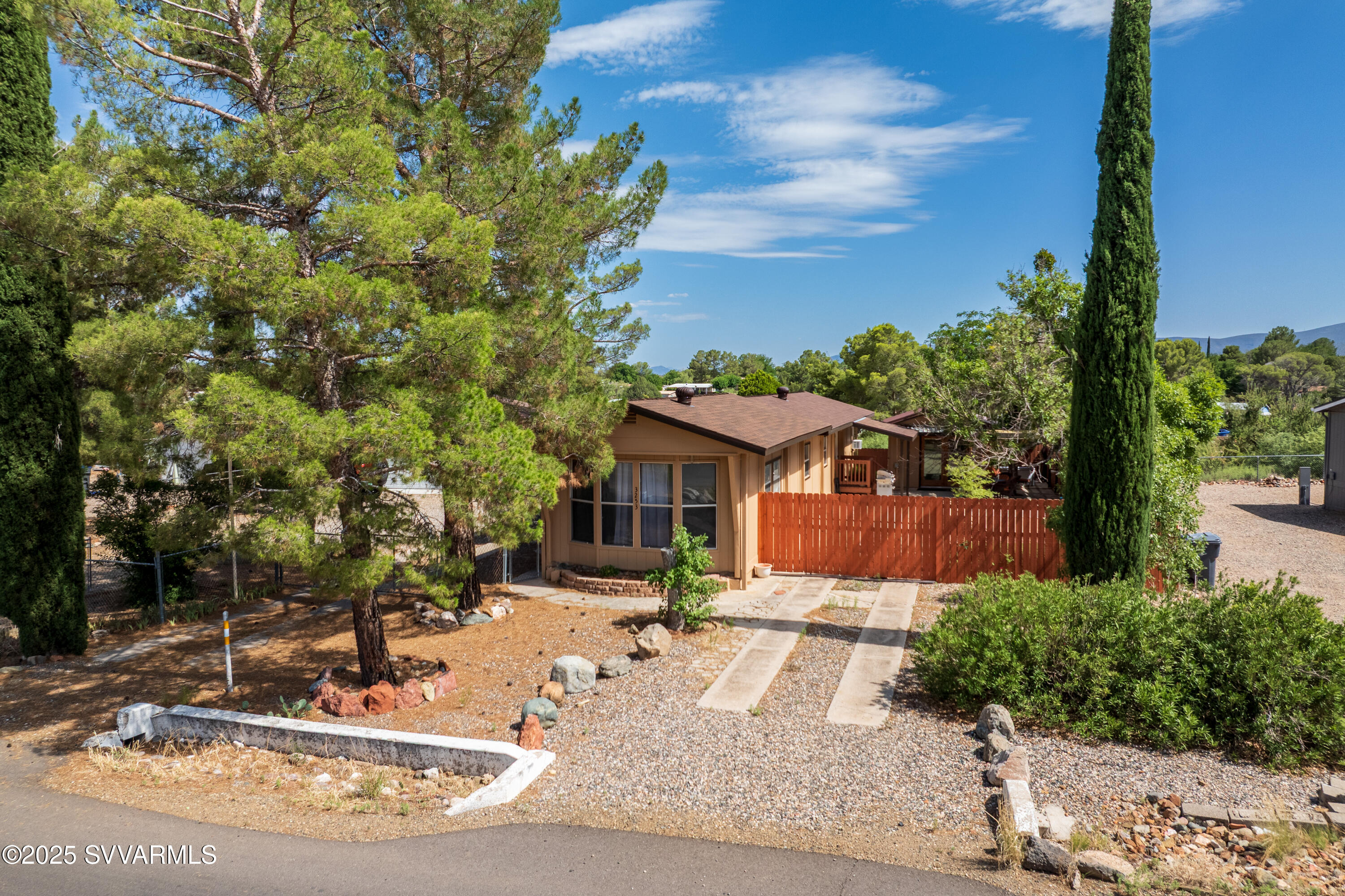 Property Photo: 3253 E Grand View Drive AZ 86326