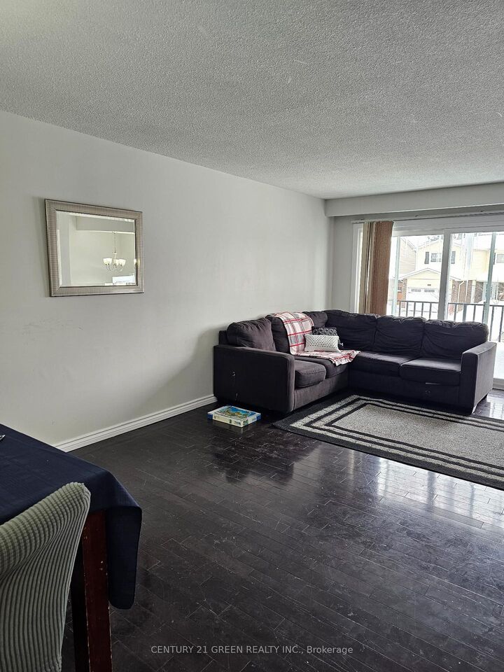 Property Photo: 62 Histon Crescent ON L6V 3R1