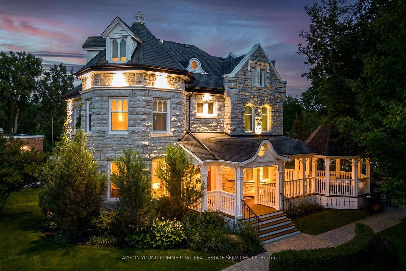 Property Photo:  10 Chapel Street  ON K0K 2T0 