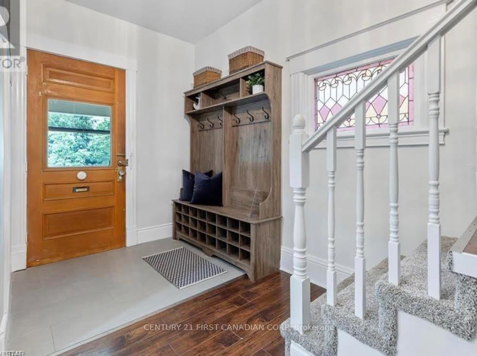 Property Photo: 6 Mabel Street ON N5R 1Y6