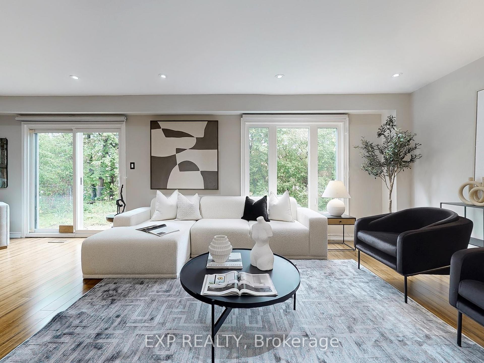 19 Kenscott Road  Toronto ON M1B 2L8 photo