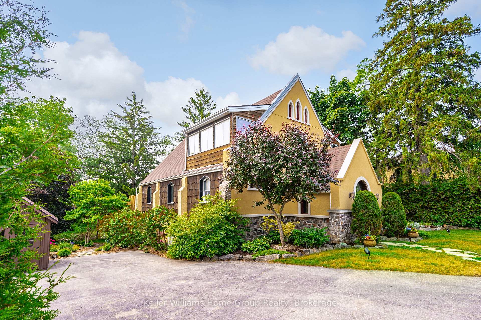 230 St Andrew Street E  Centre Wellington ON N1M 1R1 photo