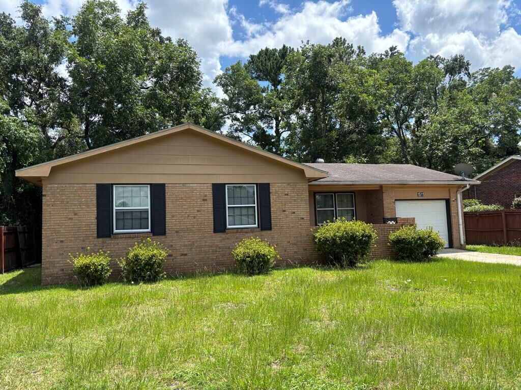 Property Photo:  1511 Moore Street  GA 31601