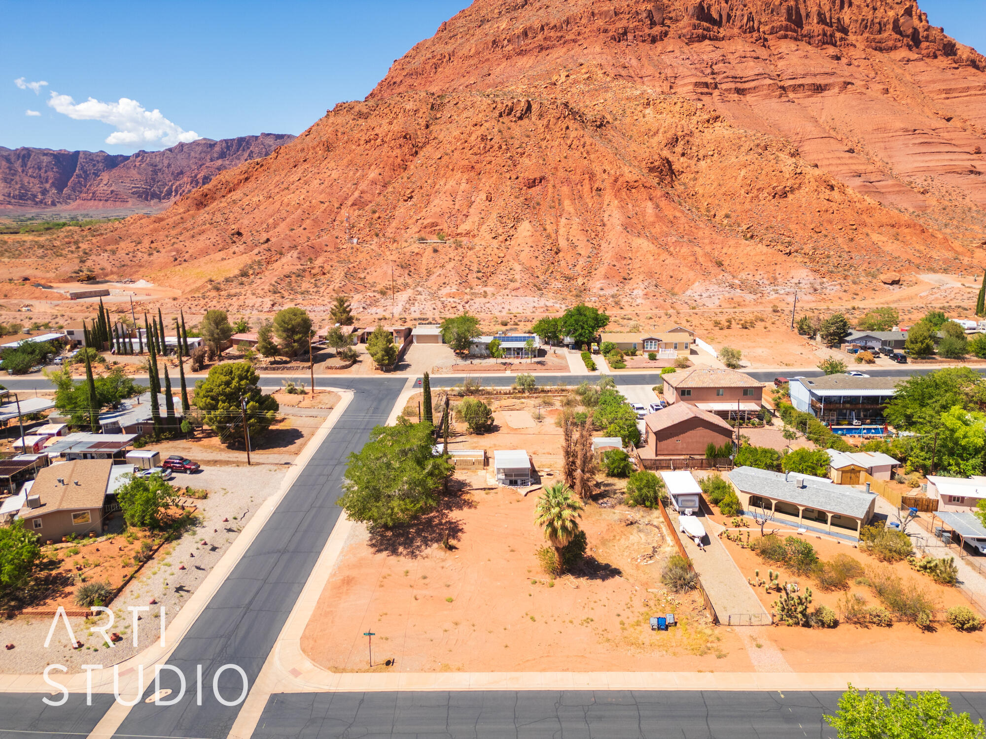 Property Photo: 300 N Main St UT 84738