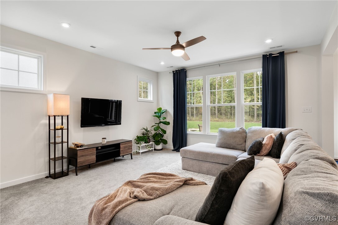 Property Photo: 18325 Palisades Court VA 23120