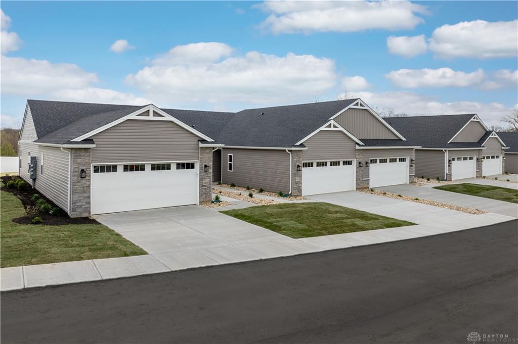 6835 Traditions Street 23  Middletown OH 45044 photo