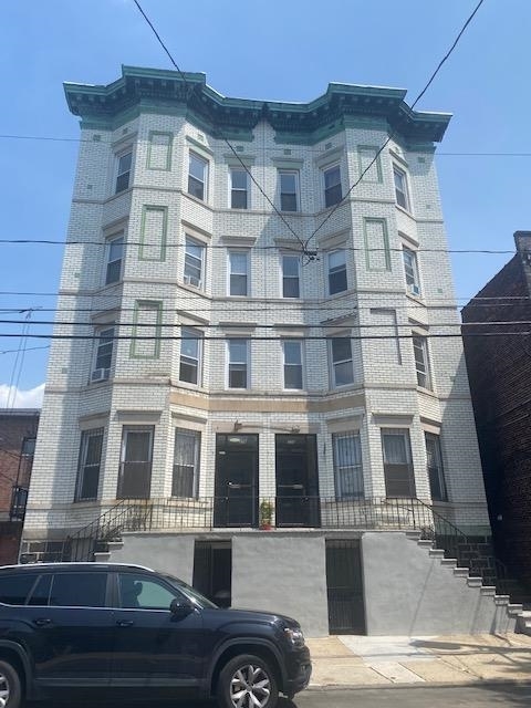 226 Ogden Ave 2A  Jc, Heights NJ 07307 photo