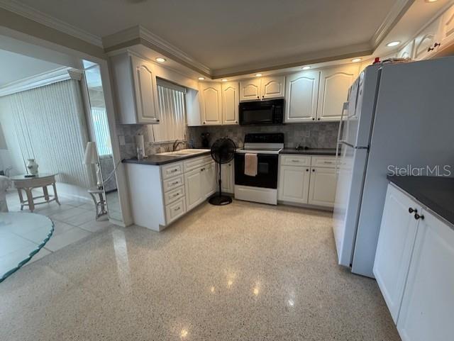 Property Photo: 5025 Zodiac Avenue FL 34690