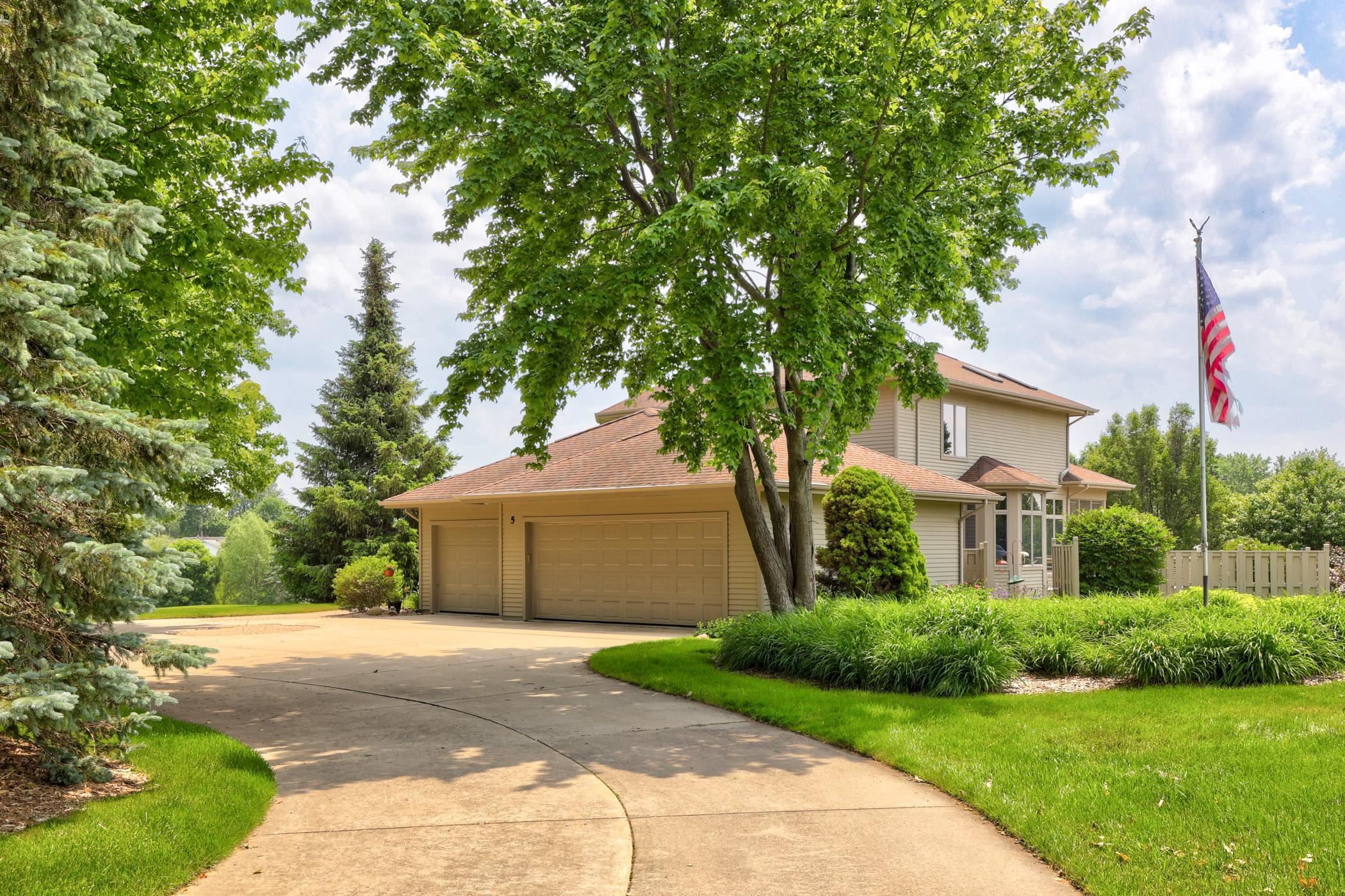 5 Mission Ridge  Frankenmuth MI 48734 photo