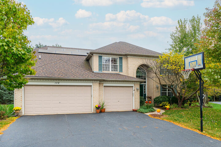 Property Photo:  102 Quinlan Avenue  IL 60115 