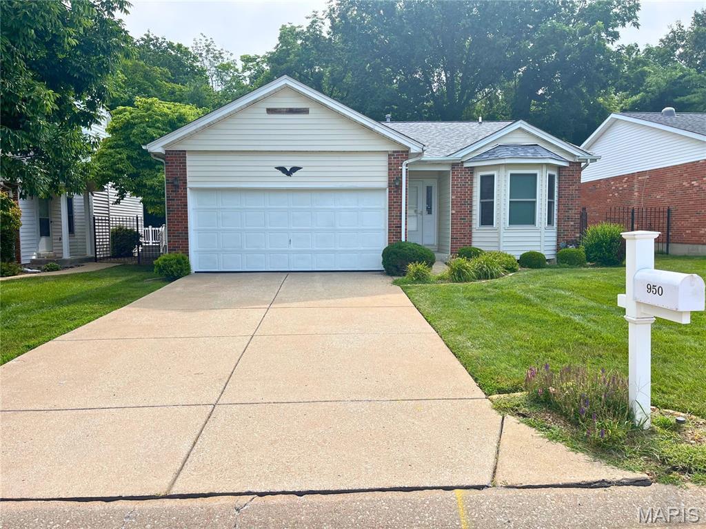 950 Du Pre Circle  St Peters MO 63376 photo